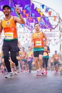 BIB: 100, 11512
                            <button type="button" onclick="openModal(9942685)" class="btn btn-primary btn-sm float-right btn-popup" data-toggle="modal" data-target=".modal-high-quality">
                        <i class="fas fa-shopping-cart"></i> Add to Cart
                    </button>
                                            <button type="button" onclick="isThisMe(9942685, true)" class="btn btn-success btn-sm float-right btn-popup btn-isme hidden" data-toggle="tooltip" data-placement="bottom" title="นี่คือรูปของคุณใช่ไหม คลิกที่นี่เพื่อเอาเข้าอัลบั้ม">
                        <i class="fas fa-plus"></i> Add to album
                    </button>
                    <button type="button" onclick="isThisMe(9942685, false)" class="btn btn-warning btn-sm float-right btn-popup btn-isnotme hidden">
                        <i class="fas fa-ban"></i> Remove from album
                    </button>